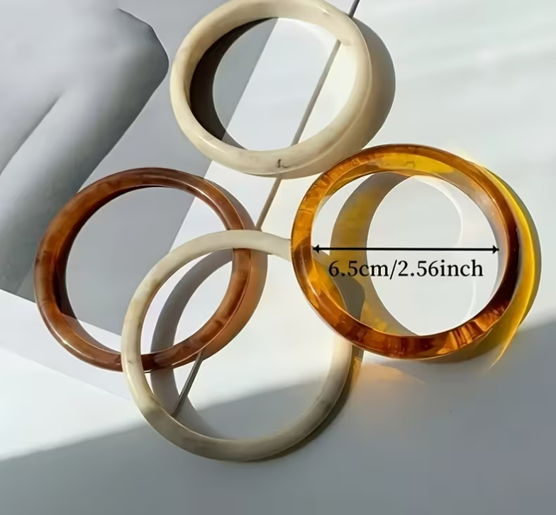 Vintage Resin Bangle & U-Shaped Earring Set
