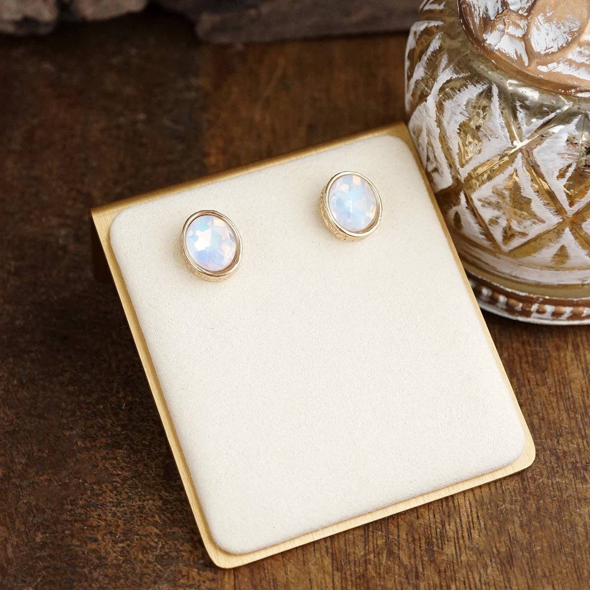 Brilliant Bond – Faceted Crystal Stud Earrings