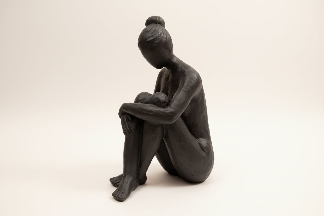 Sitting Women Sculpture