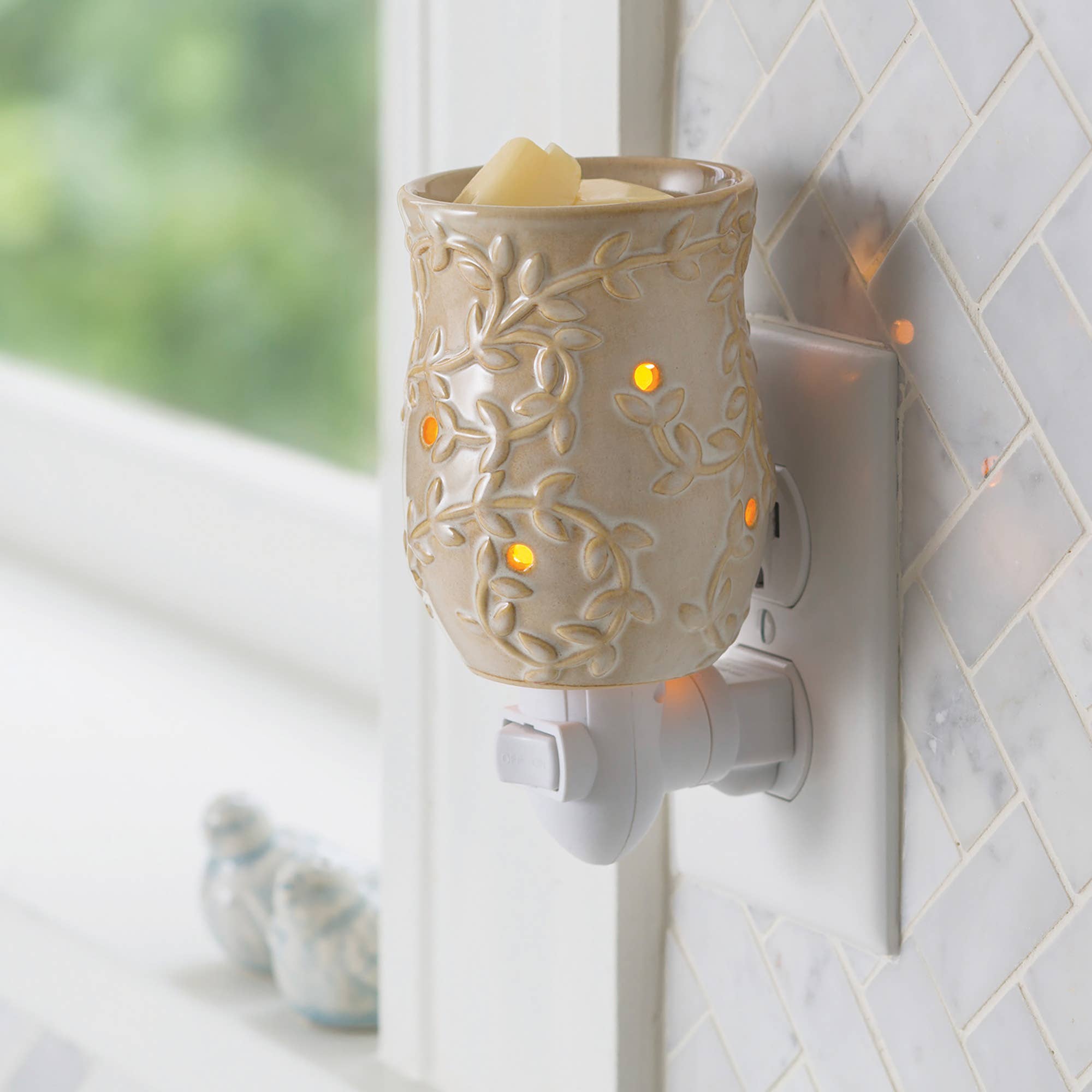 Chai | Pluggable Fragrance Warmer