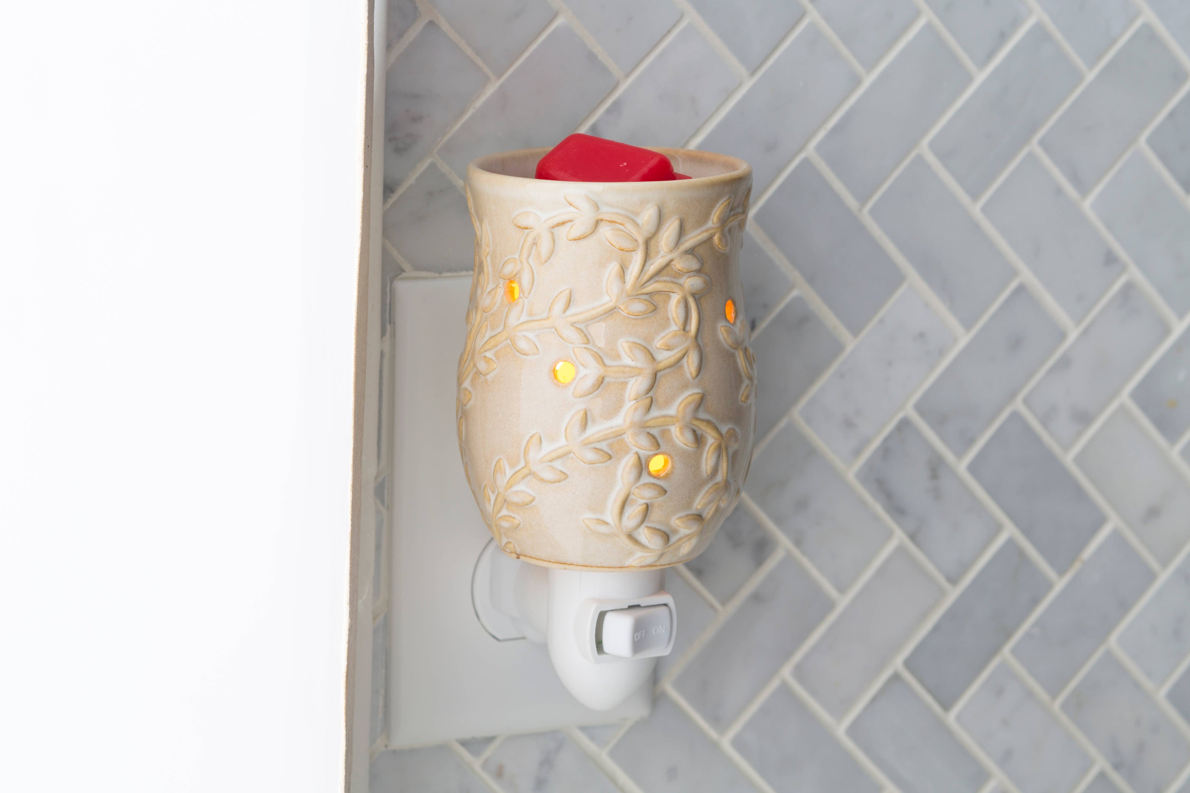 Chai | Pluggable Fragrance Warmer