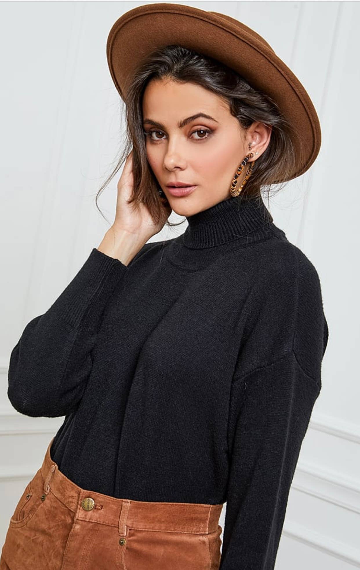 Turtleneck sweater with pockets | Black