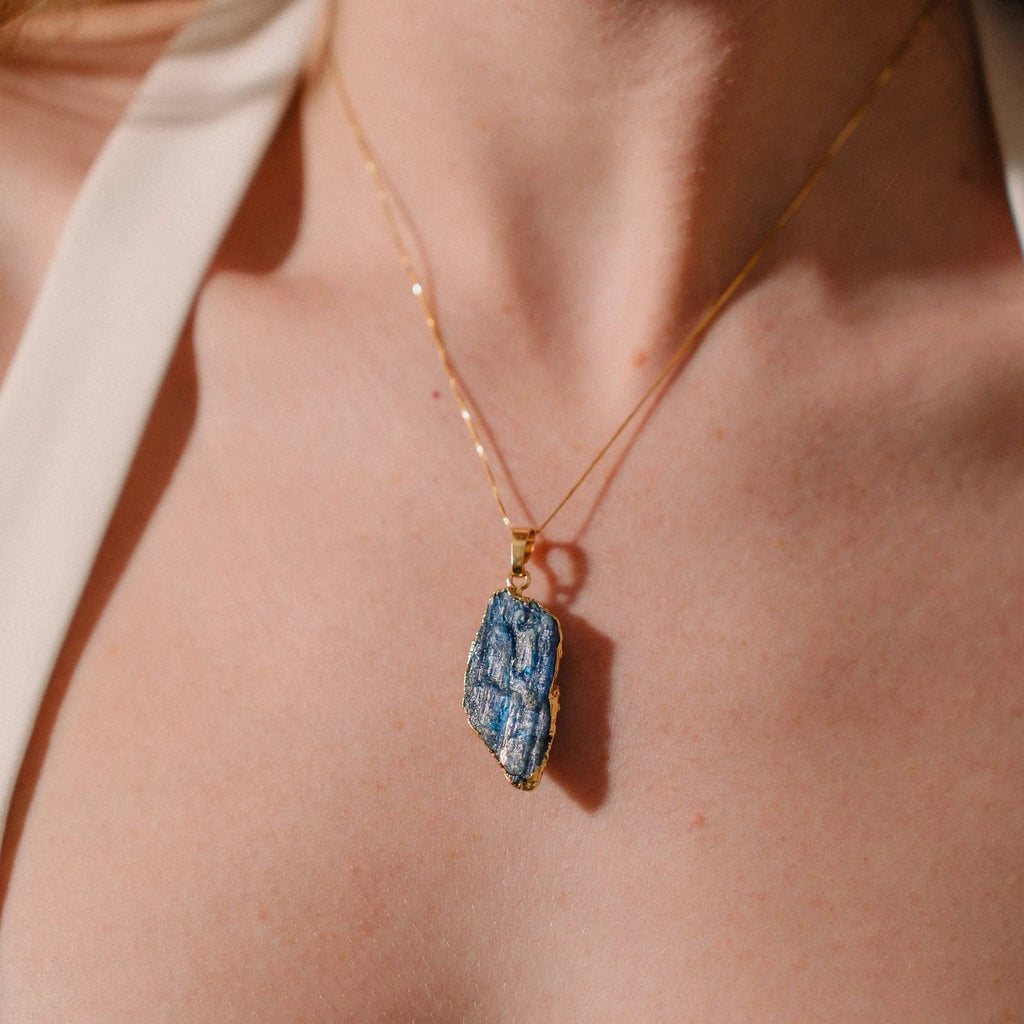 PHOEBE’S Kyanite Necklace &amp; Ring Set | Balance Stone Collection