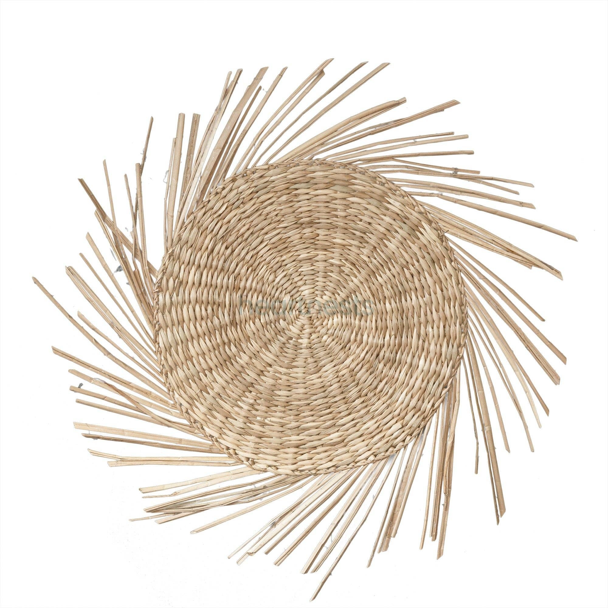 Bristo Handmade Seagrass Wall Décor - 11" (Rattan)