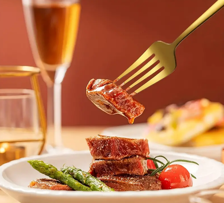 30pc Gold Silverware Set Regular