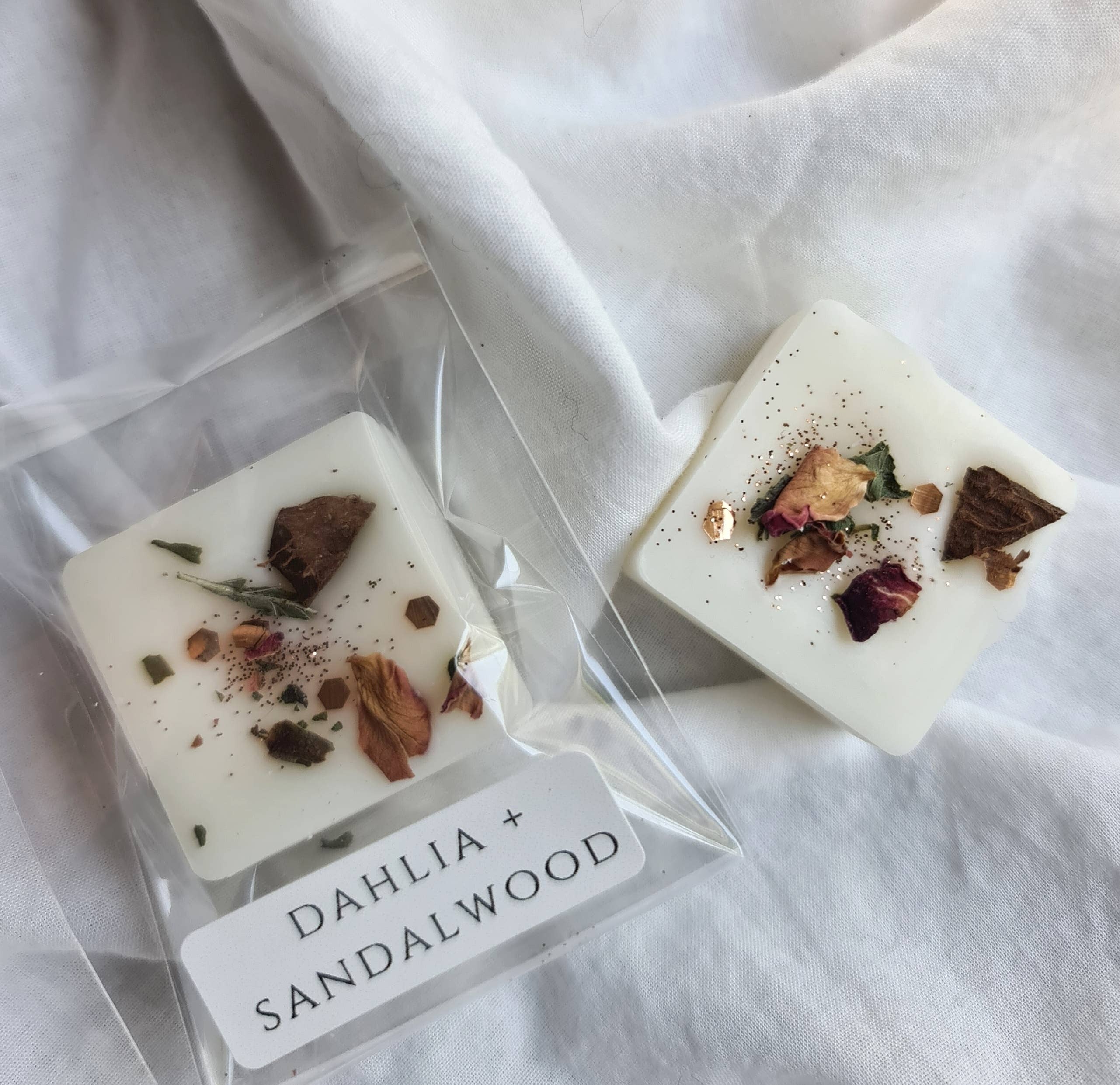 Soy Wax Melt - Dahlia + Sandalwood