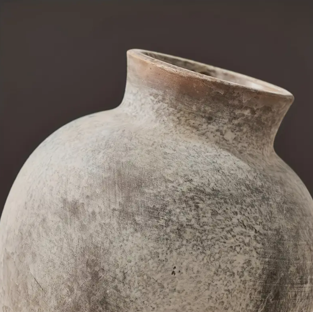 Clouded Round Ceramic Vase