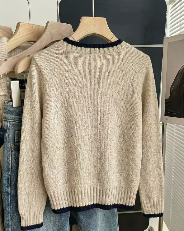 Women's Vintage Print Color-Block Milano Italy Sweater